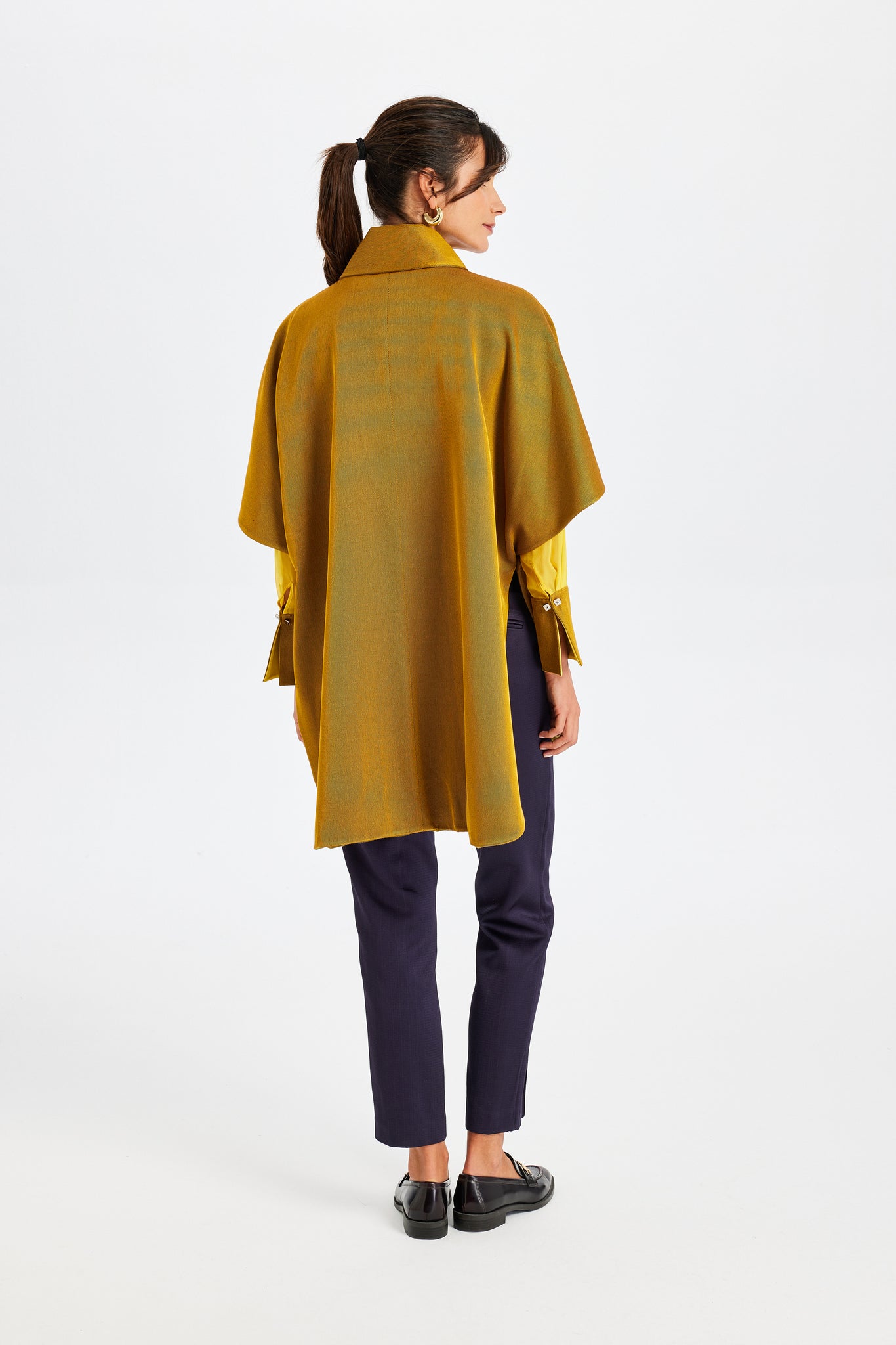 Kutnu Oversized Cape Coat