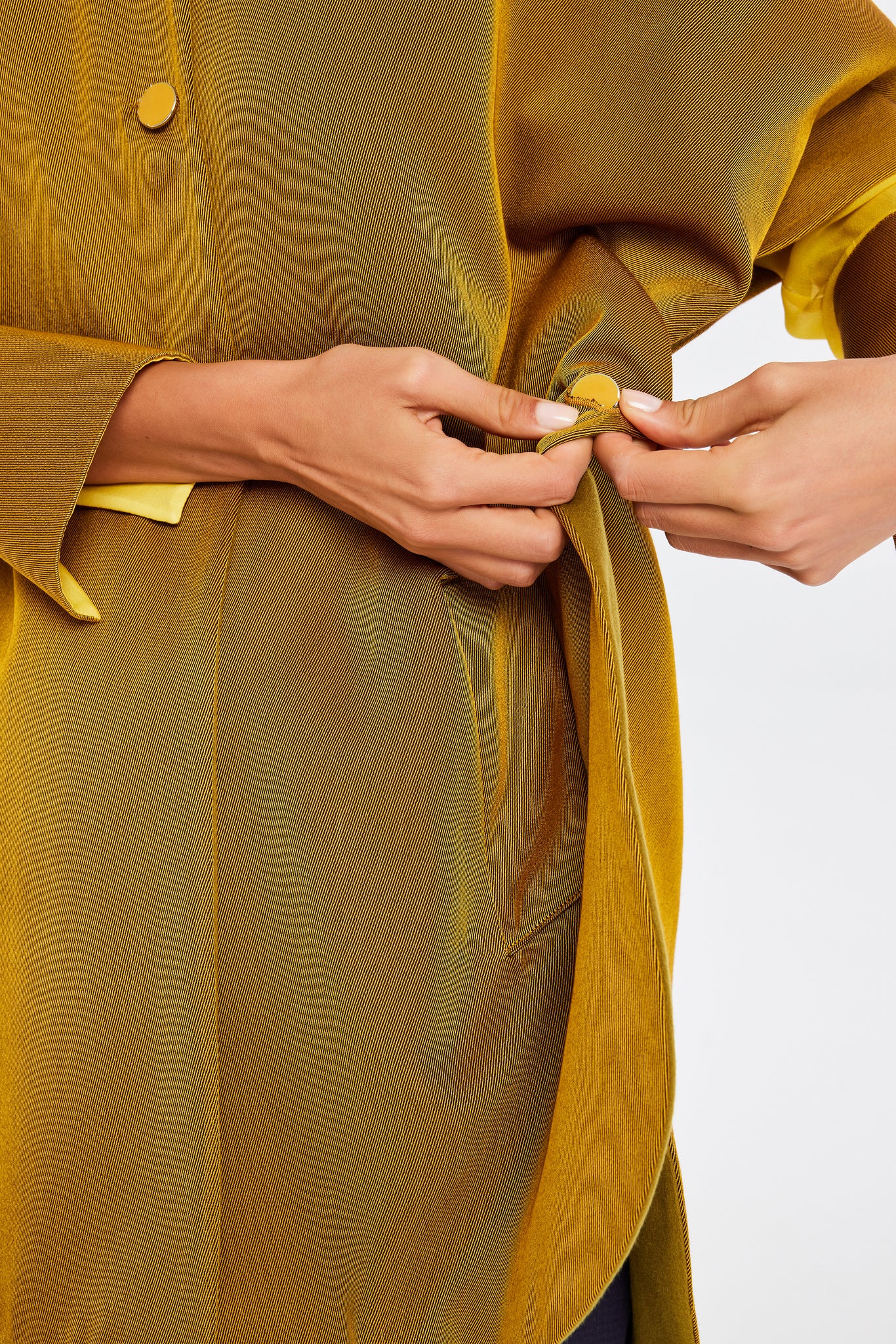 Kutnu Oversized Cape Coat