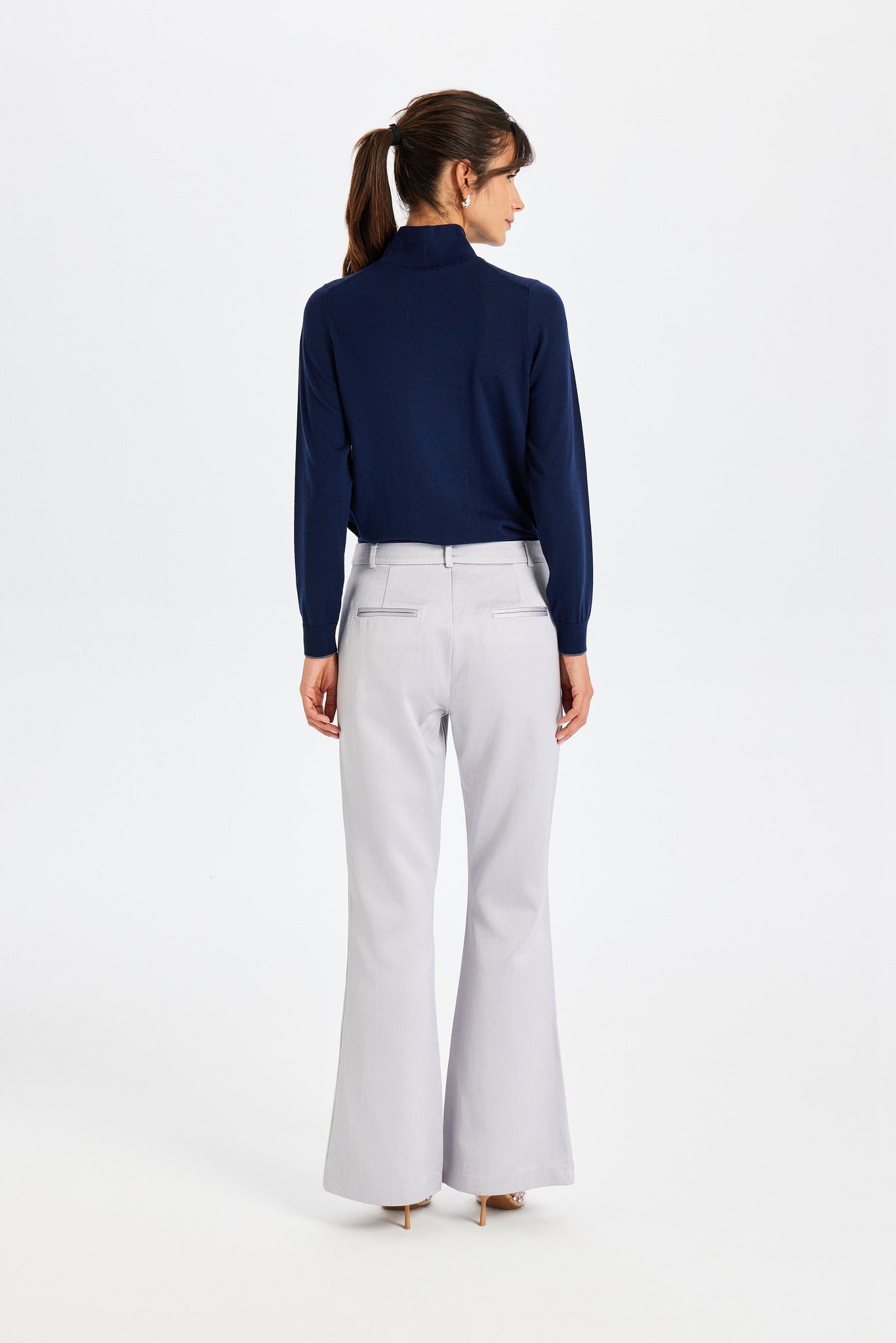 Kutnu Spanish Hem Gray Pants