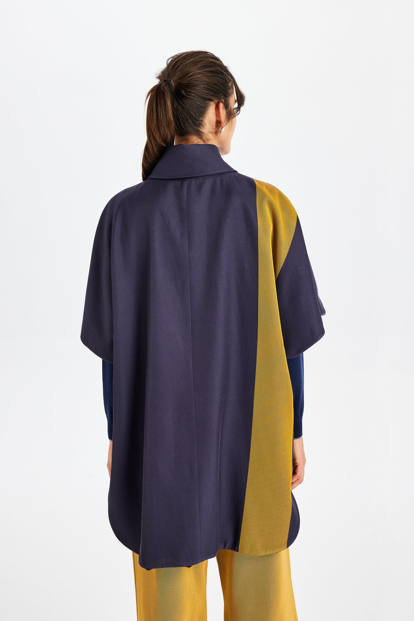 Kutnu Oversized Cape Coat
