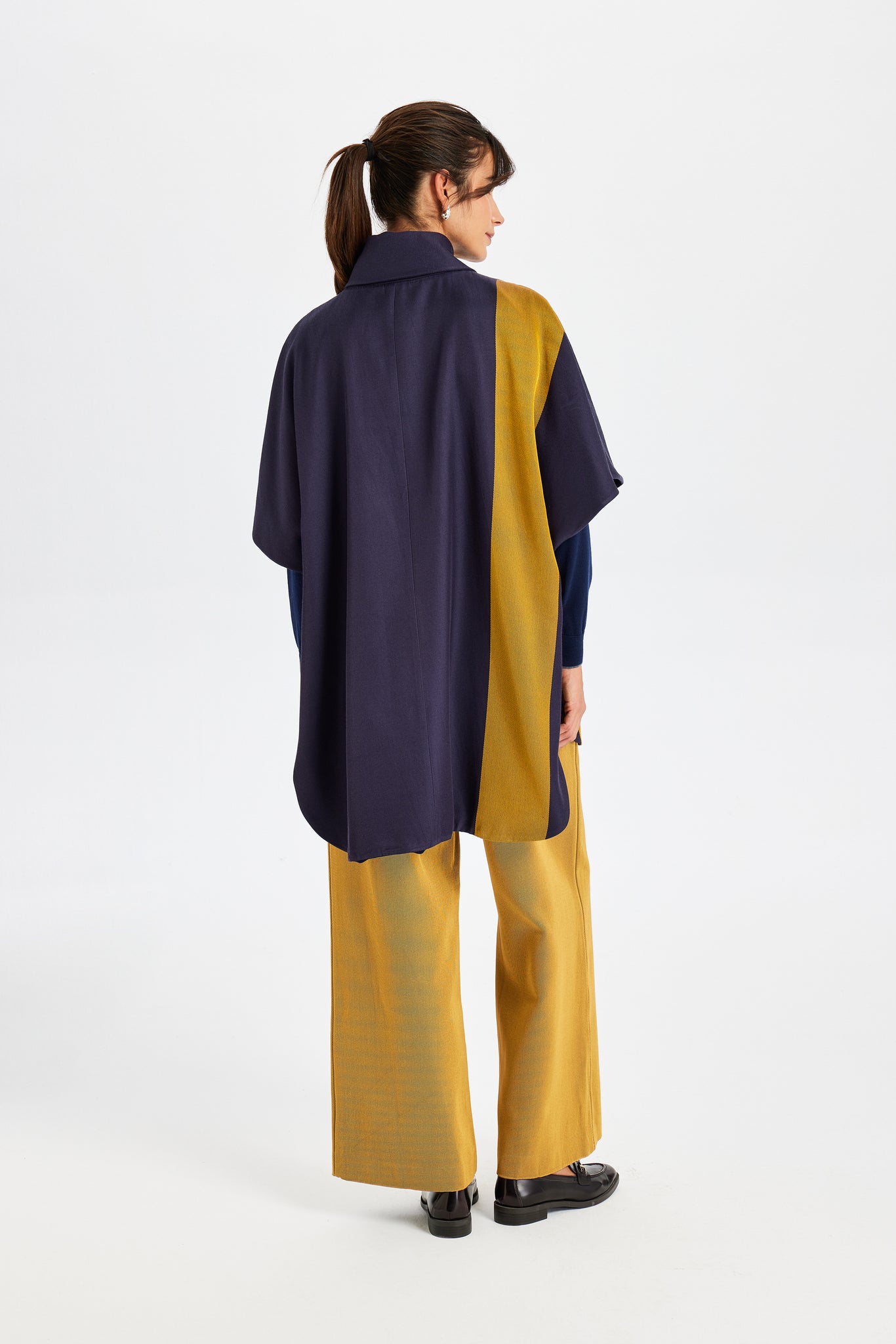 Kutnu Oversized Cape Coat