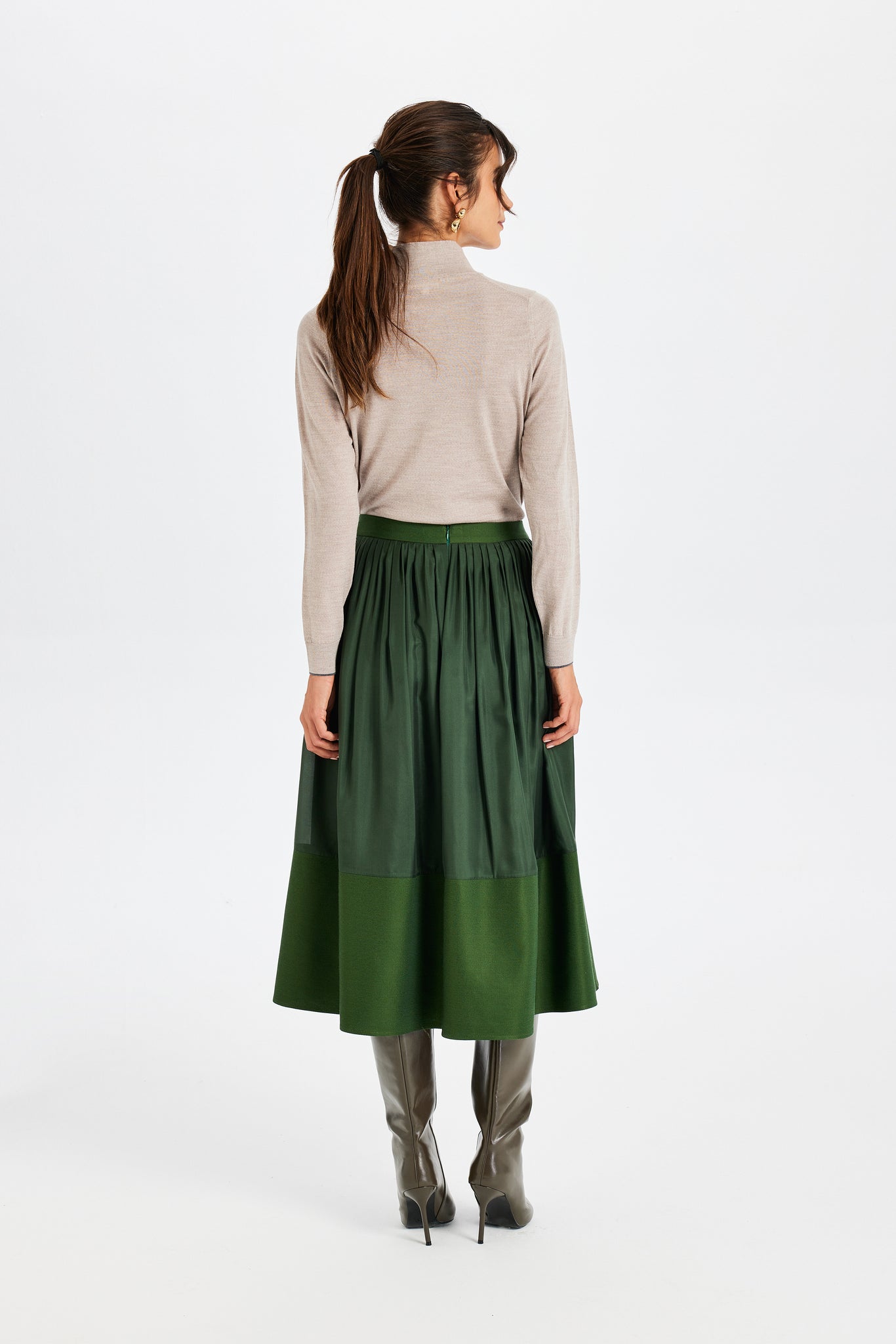 Kutnu Detailed Silk Green Midi Skirt