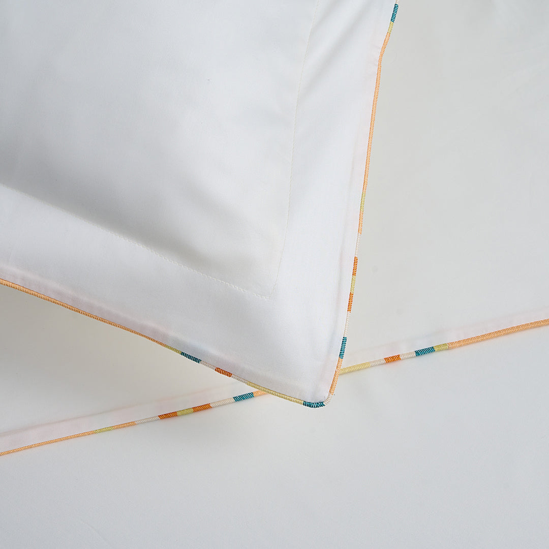 COLORFUL PIPING BED LINEN SET
